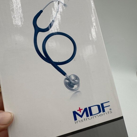 MDF MD One Stethoscope Adult Black MDF 777 (Brand New Sealed Box) - Picture 3 of 9